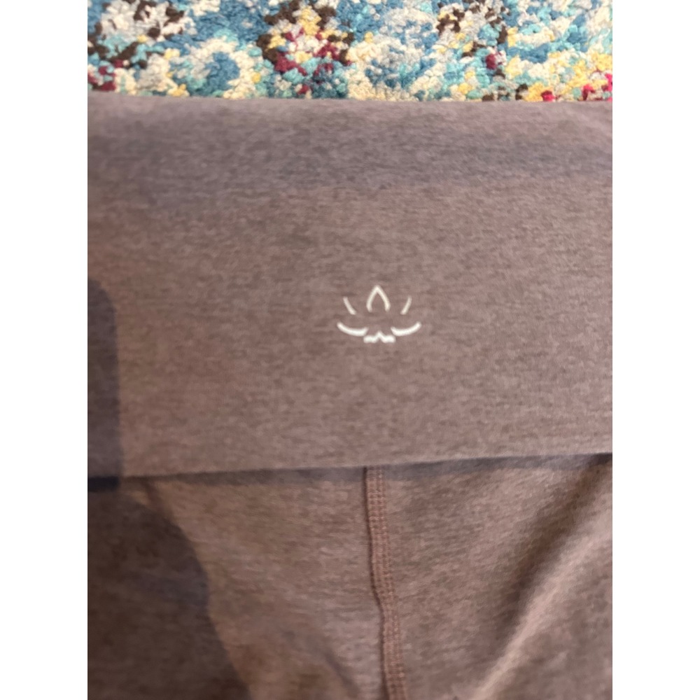 Beyond Yoga Brown Flare Leggings - Picture 6 of 7